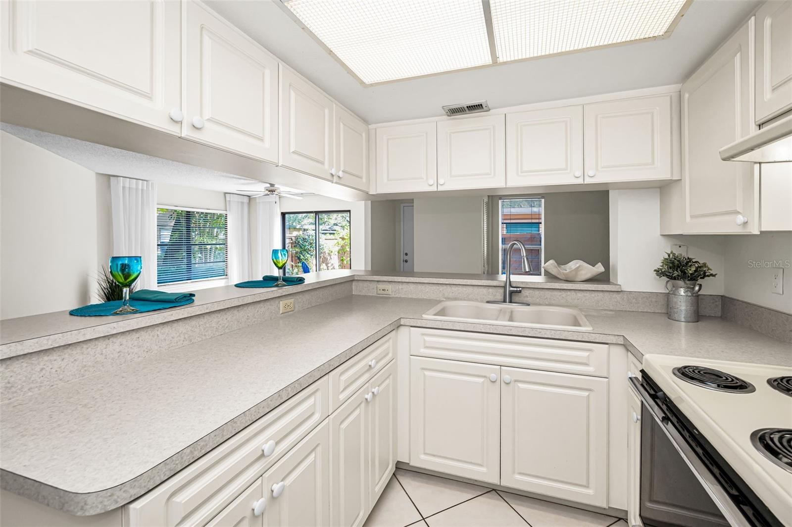 GLENEAGLES I CONDO - Residential