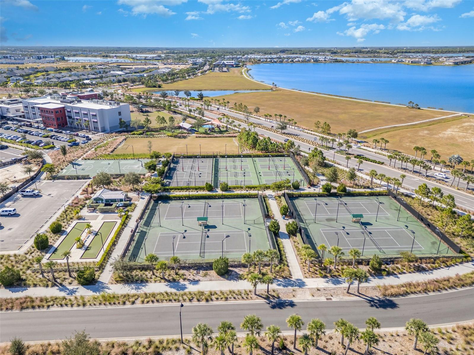 COACH HOMES I AT WEBBS RESERVE PHASE 4 BLDG 0014 U - Residential Lease
