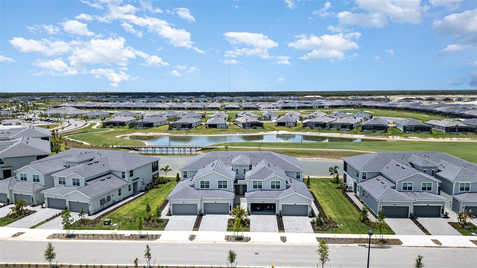 COACH HOMES I AT WEBBS RESERVE PHASE 4 BLDG 0014 U - Residential Lease