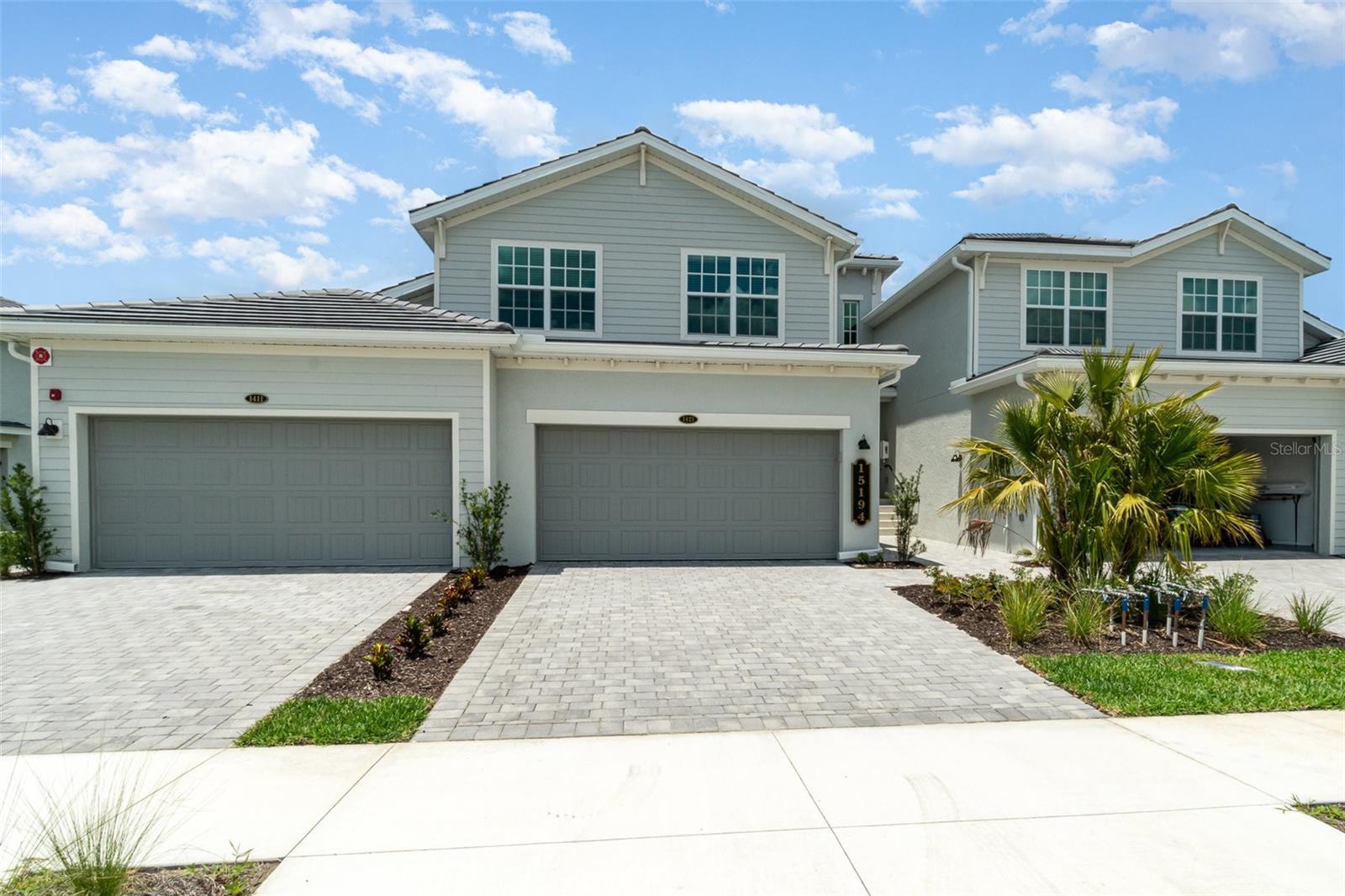 COACH HOMES I AT WEBBS RESERVE PHASE 4 BLDG 0014 U - Residential Lease