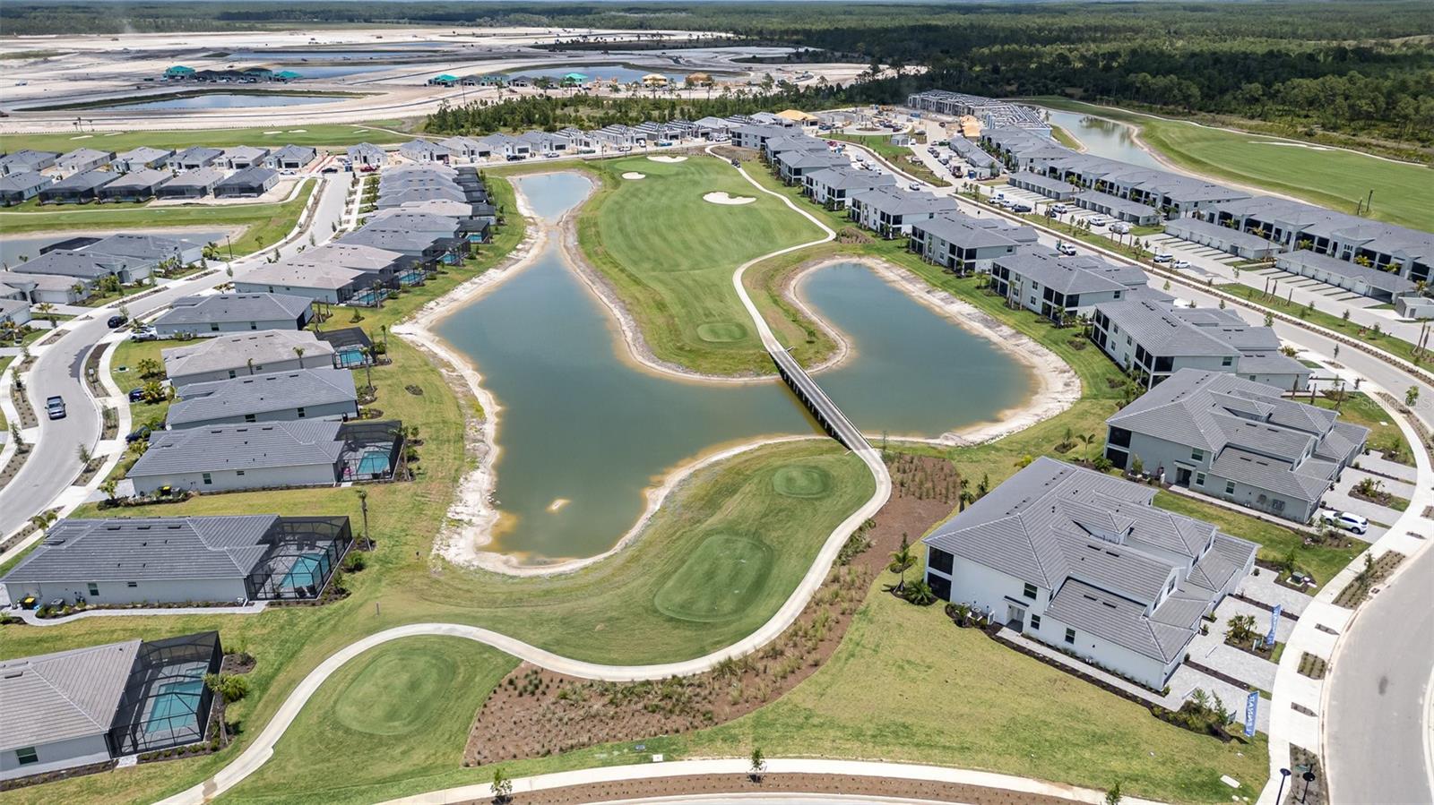 COACH HOMES I AT WEBBS RESERVE PHASE 4 BLDG 0014 U - Residential Lease