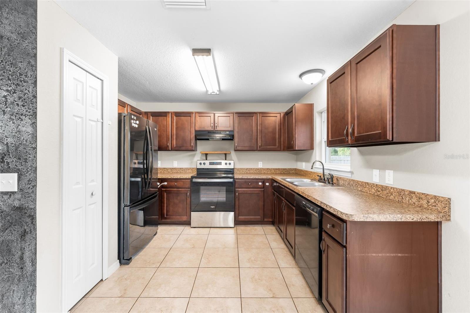 BELLEVIEW HEIGHTS ESTATE - Residential