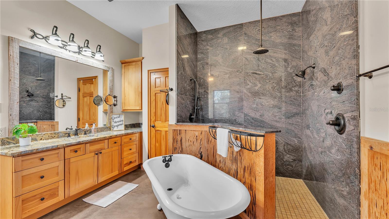 INDIAN WOODS ADD TR A - Residential