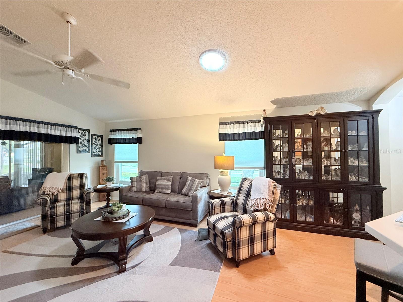 WELLINGTON AT SEVEN HILLS PH 6 - Residential