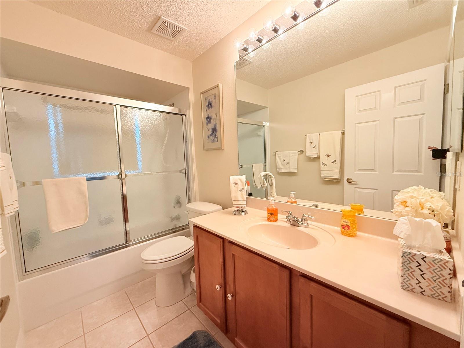 WELLINGTON AT SEVEN HILLS PH 6 - Residential