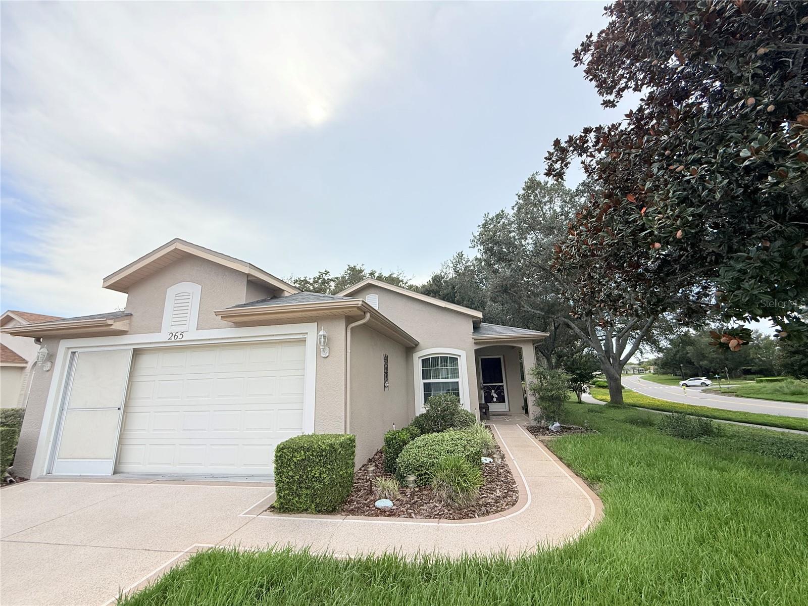 WELLINGTON AT SEVEN HILLS PH 6 - Residential