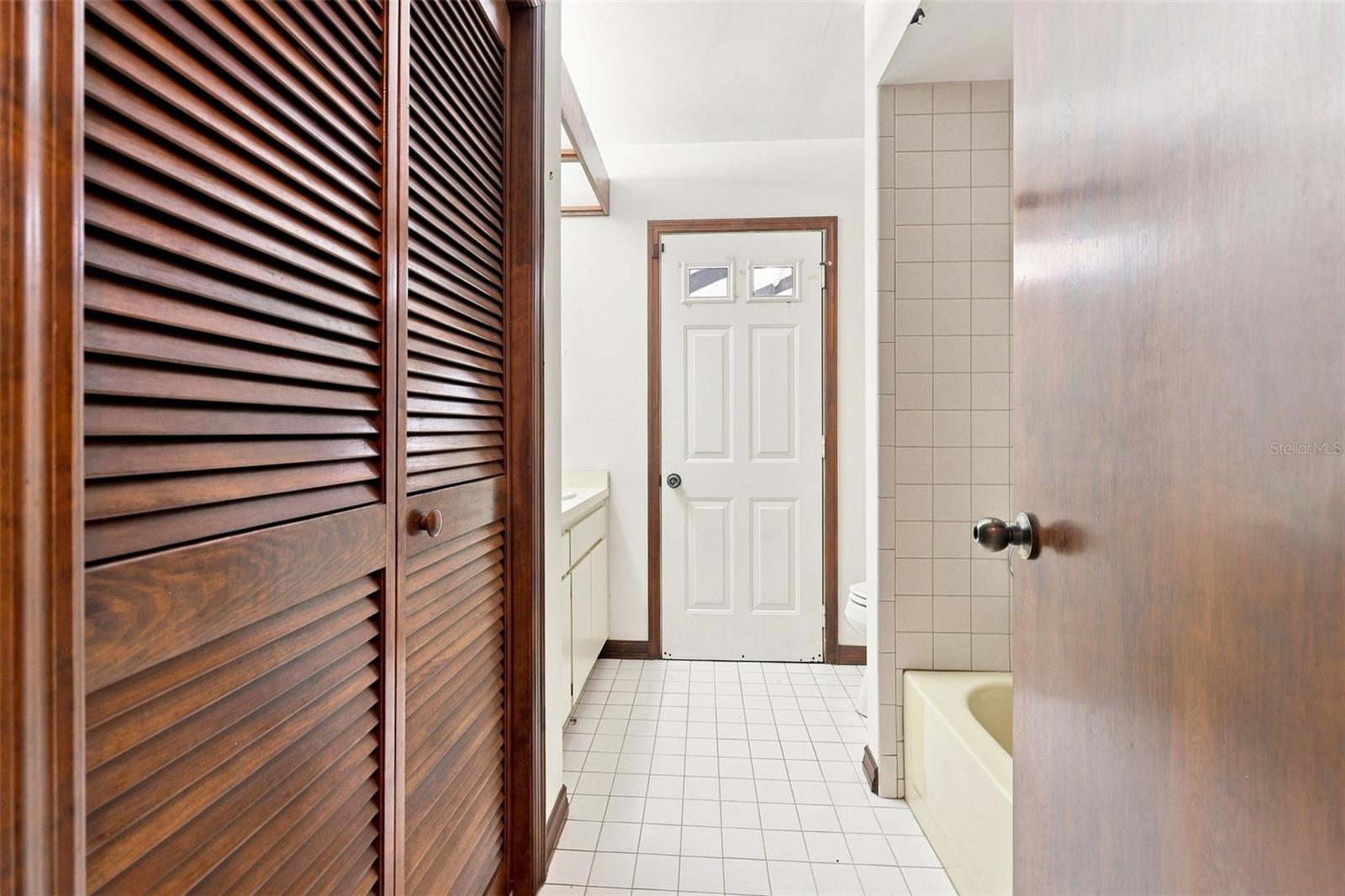 KENLAKE SUB 2ND ADD - Residential