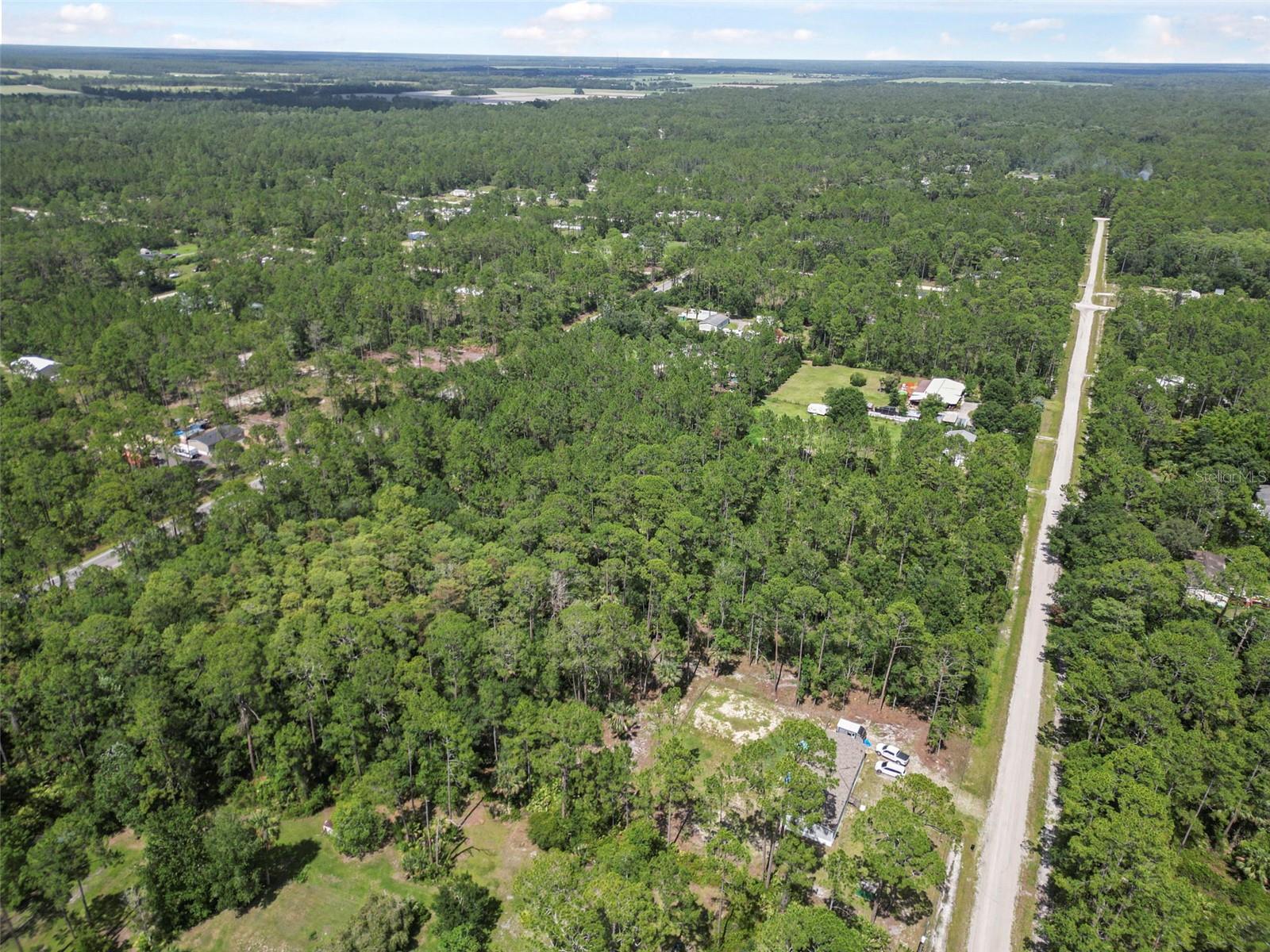 DAYTONA NORTH - Land