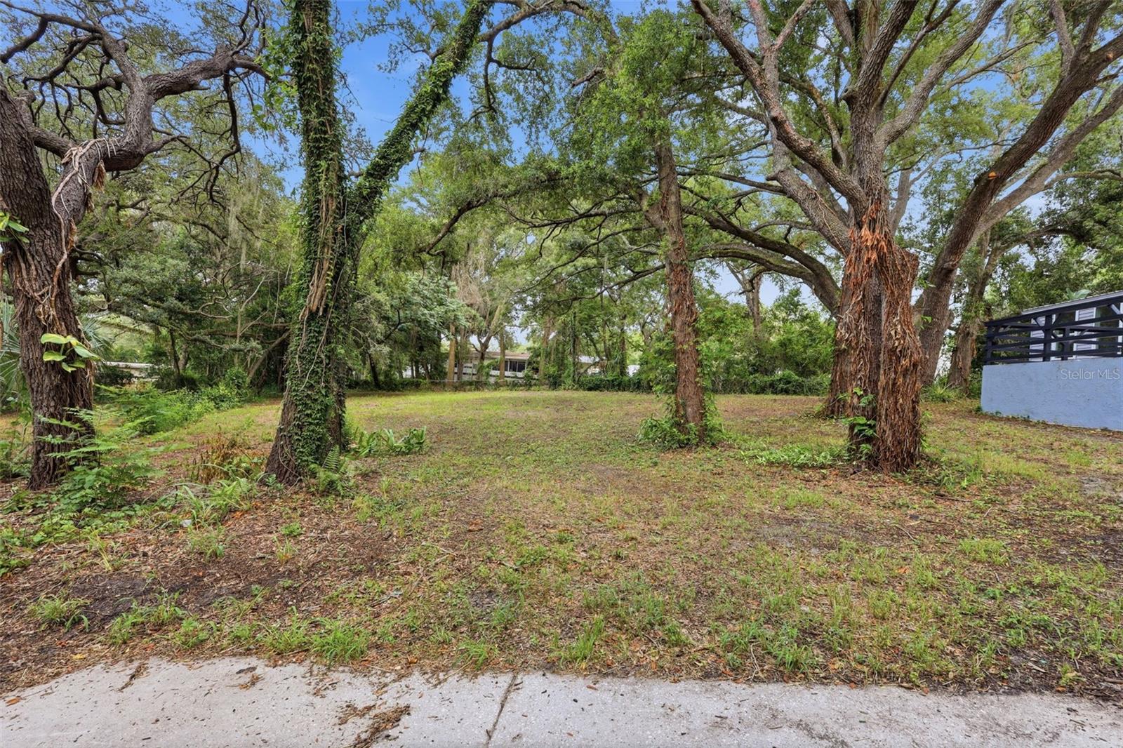 FRUITLAND PARK OAKTREE TERRACE SUB - Residential