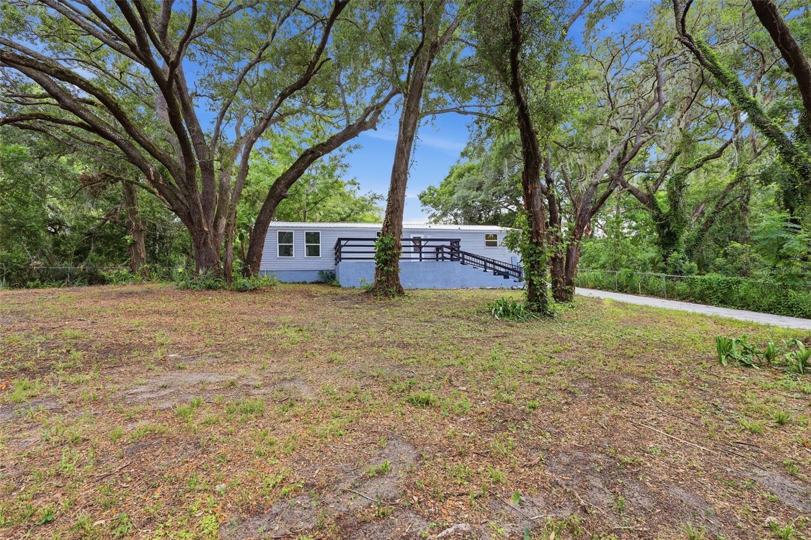 FRUITLAND PARK OAKTREE TERRACE SUB - Residential