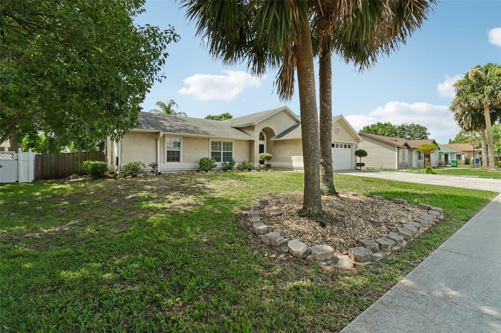 DELTONA LAKES UNIT 09 - Residential