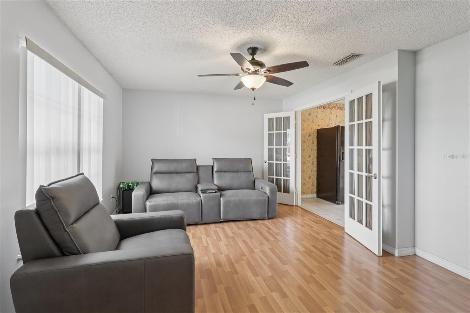 DELTONA LAKES UNIT 09 - Residential