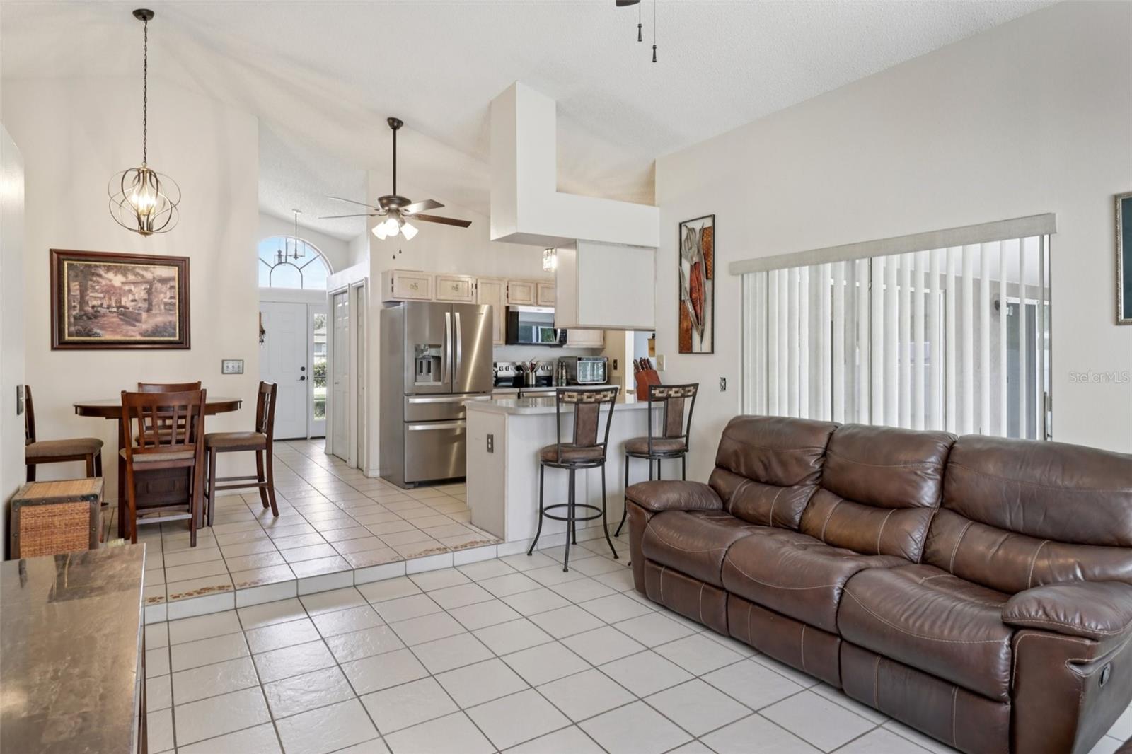DELTONA LAKES UNIT 09 - Residential