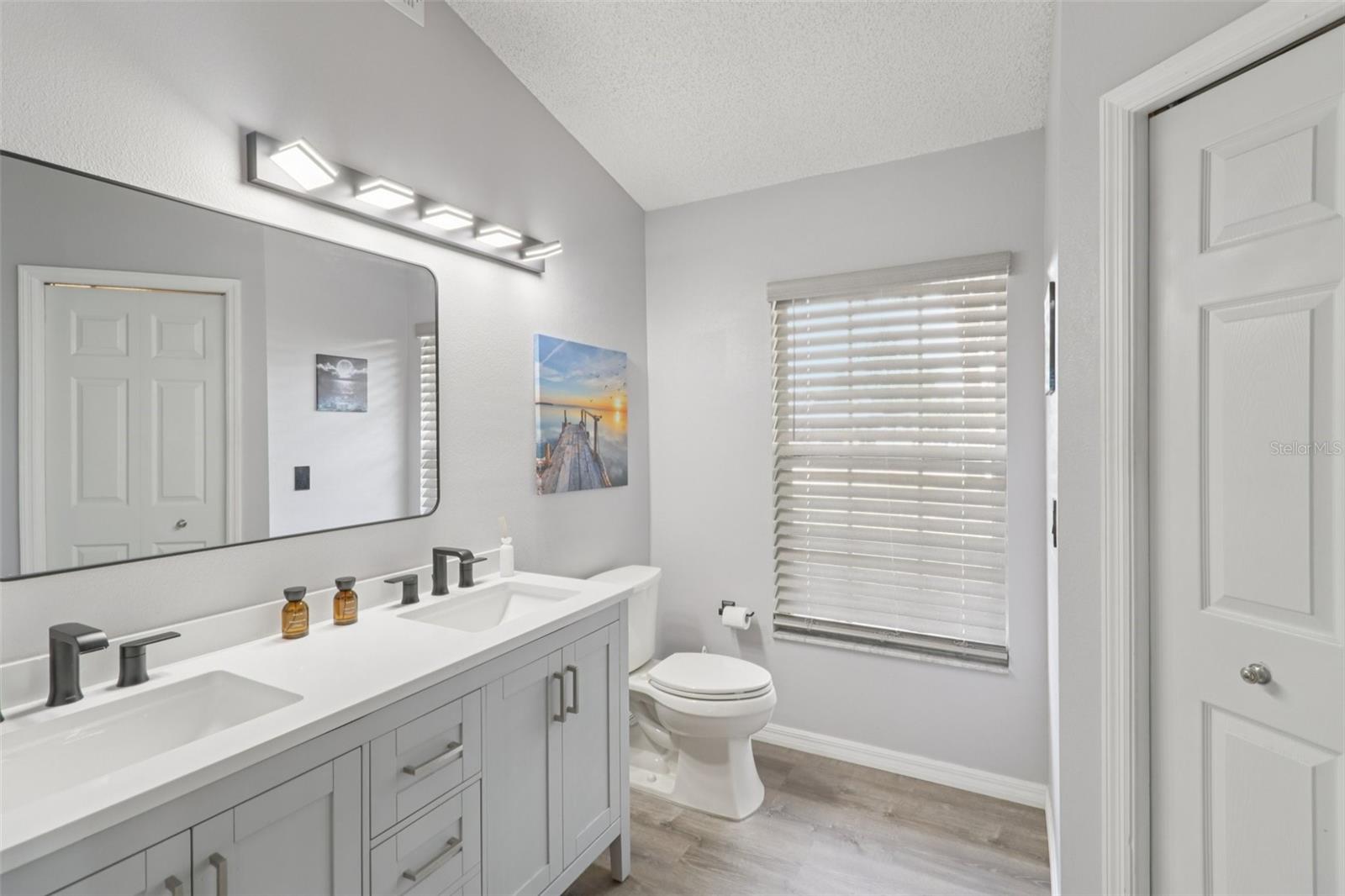 DELTONA LAKES UNIT 09 - Residential