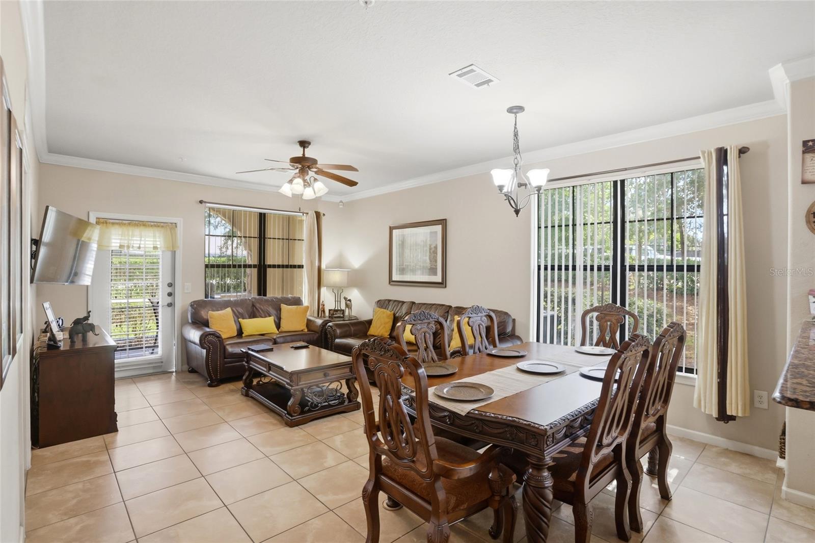BELLA PIAZZA - Residential