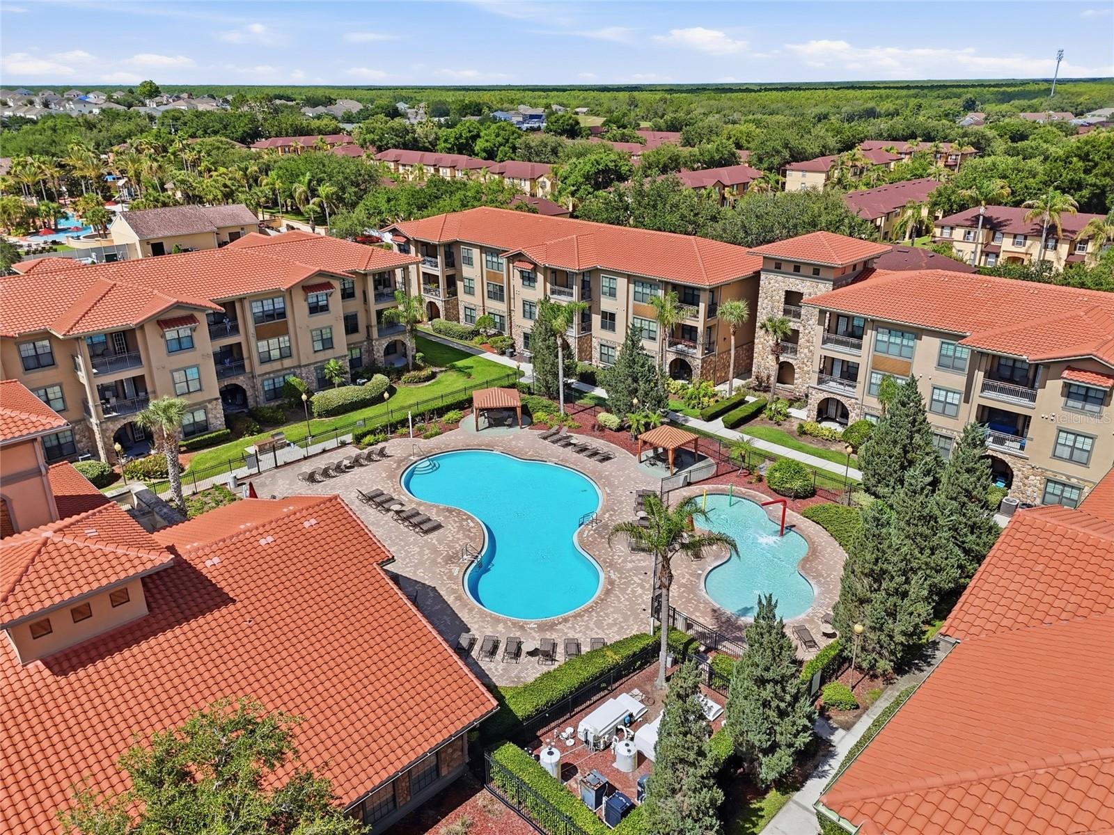 BELLA PIAZZA - Residential