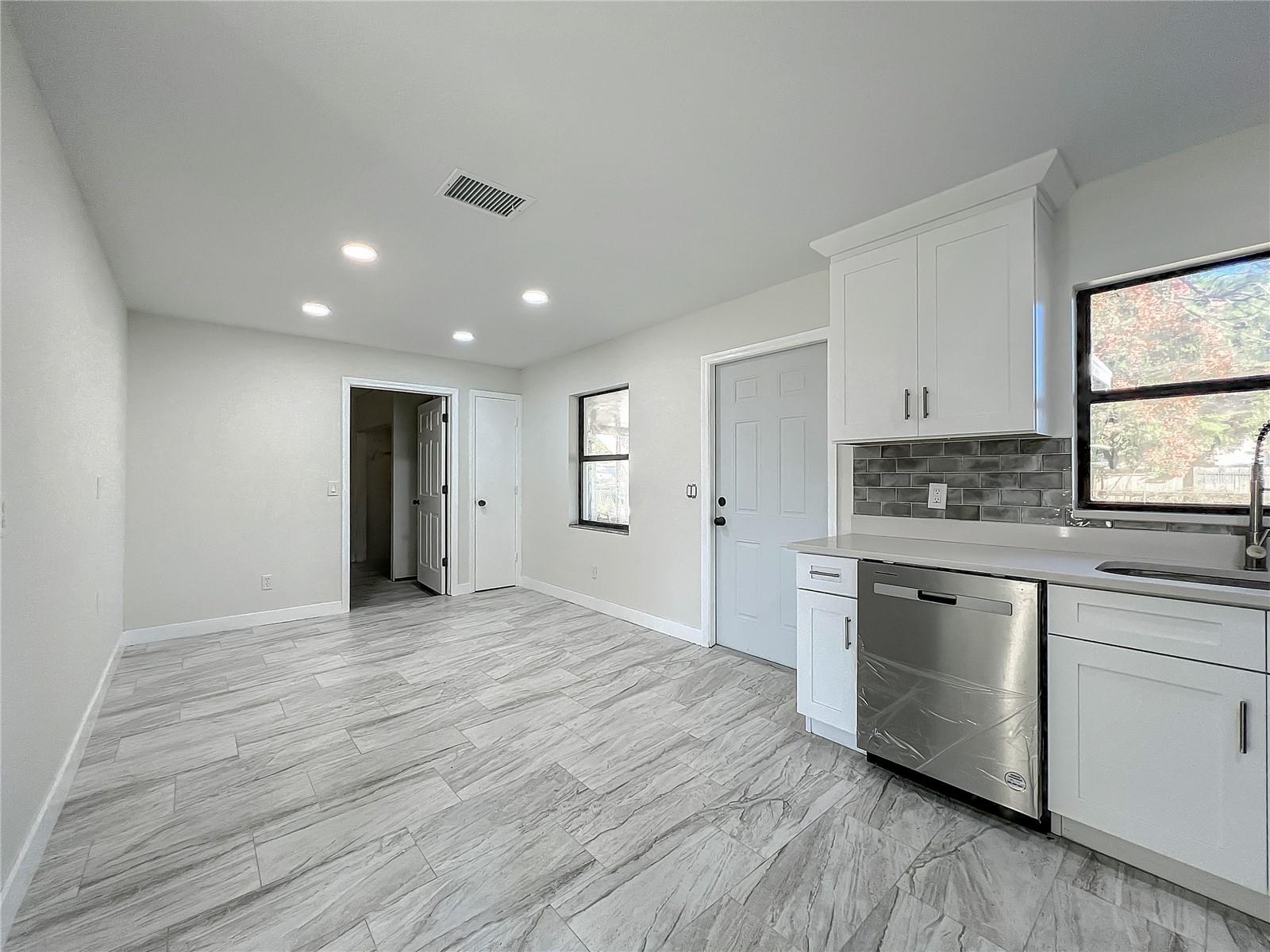 ORANGEWOOD VILLAGE - Residential