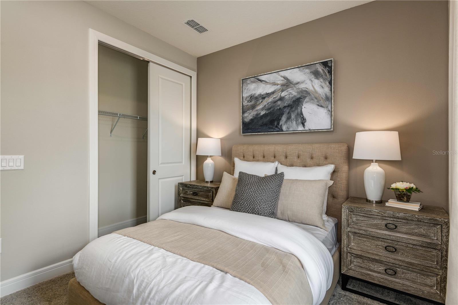 DEL WEBB TWIN LAKES - Residential