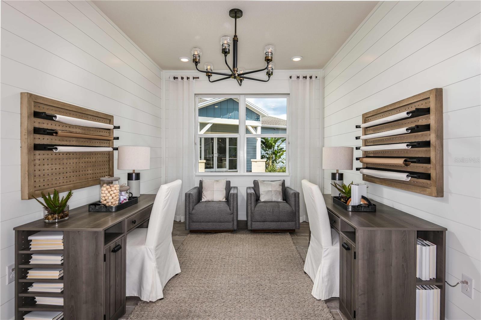 DEL WEBB TWIN LAKES - Residential