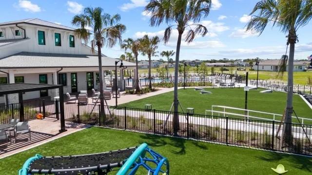 MAGNOLIA BAY - Residential