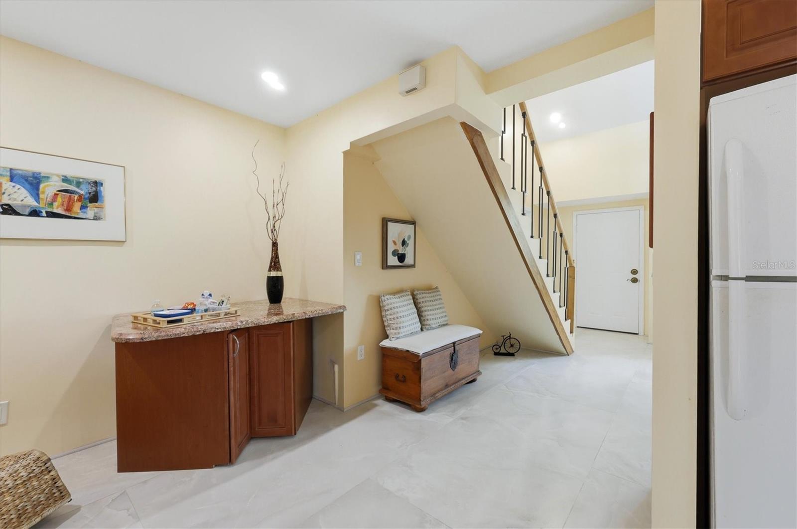SOUTH VENICE UNIT 06 - Residential