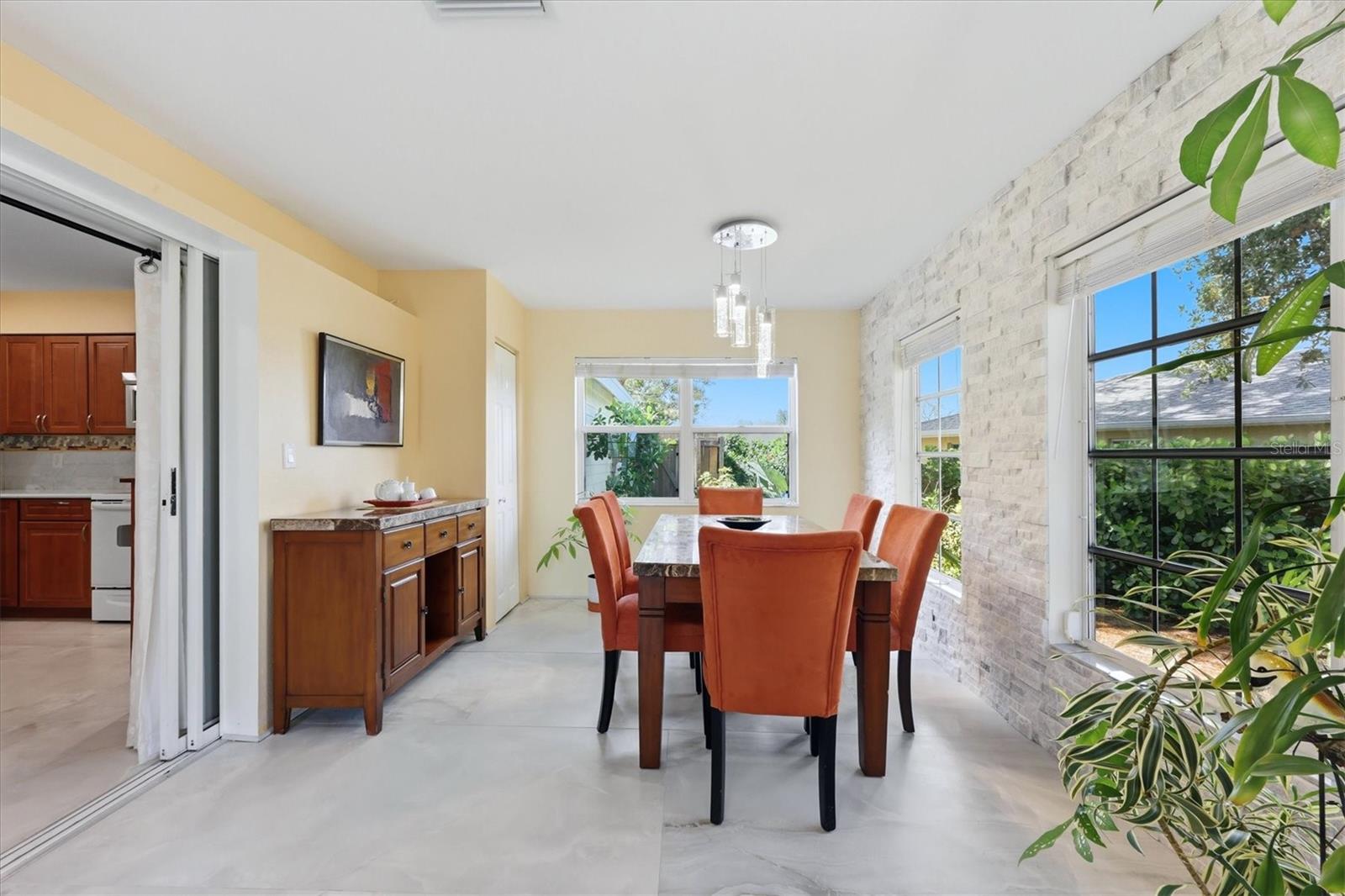 SOUTH VENICE UNIT 06 - Residential