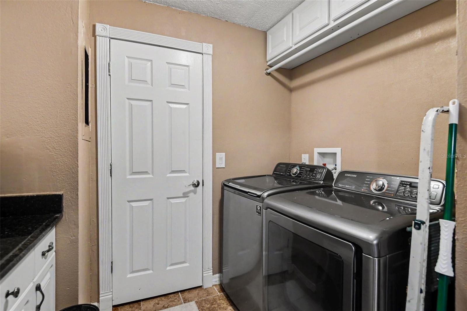 FT MYERS VILLAS - Residential