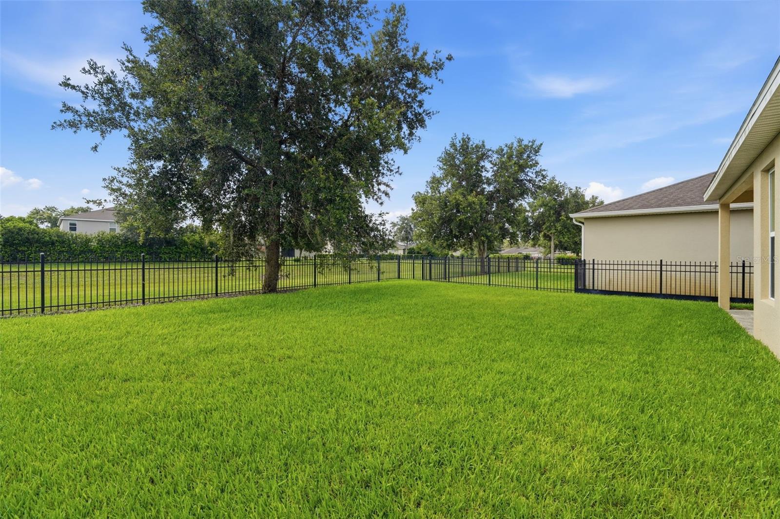 VICTORIA PARK INC 04 - Residential