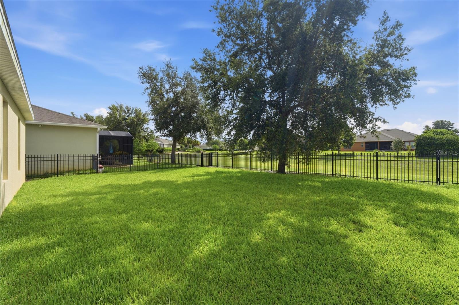 VICTORIA PARK INC 04 - Residential