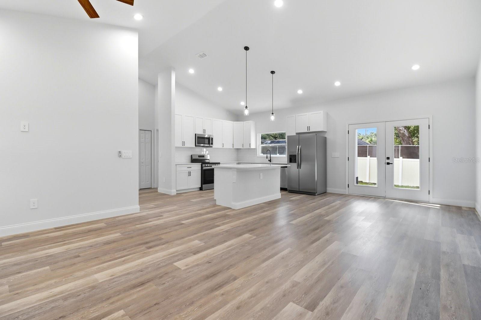 INVERNESS HIGHLANDS WEST ADD 02 - Residential Lease