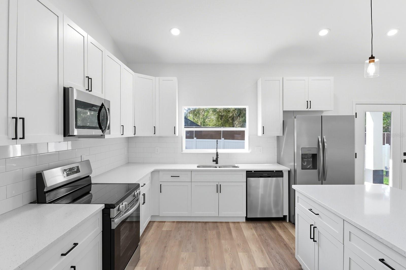 INVERNESS HIGHLANDS WEST ADD 02 - Residential Lease