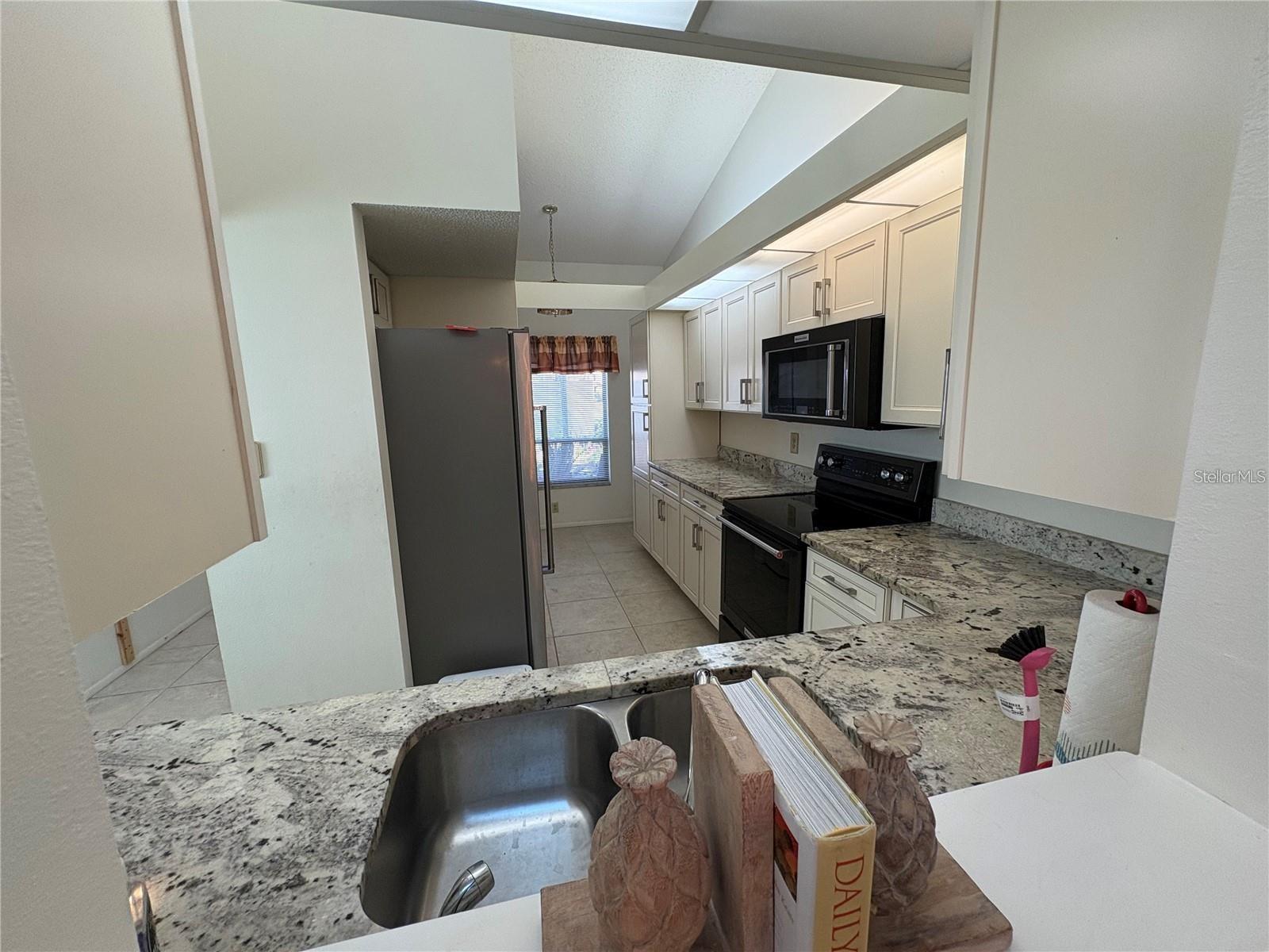 LAKESIDE CLUB OF SARASOTA - Residential