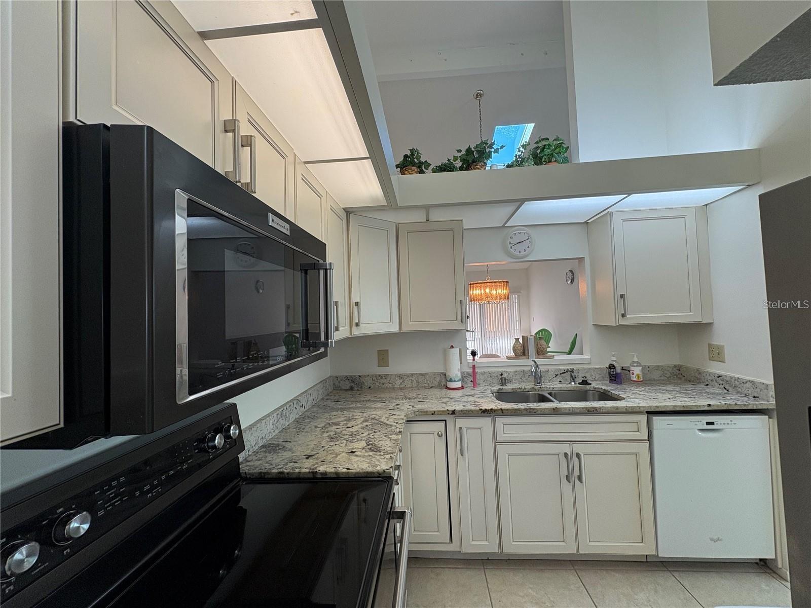 LAKESIDE CLUB OF SARASOTA - Residential