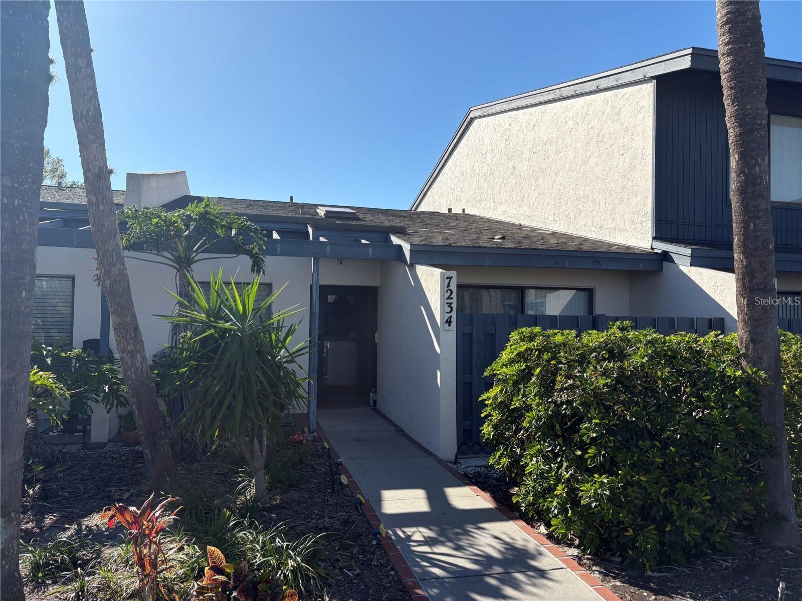 LAKESIDE CLUB OF SARASOTA - Residential