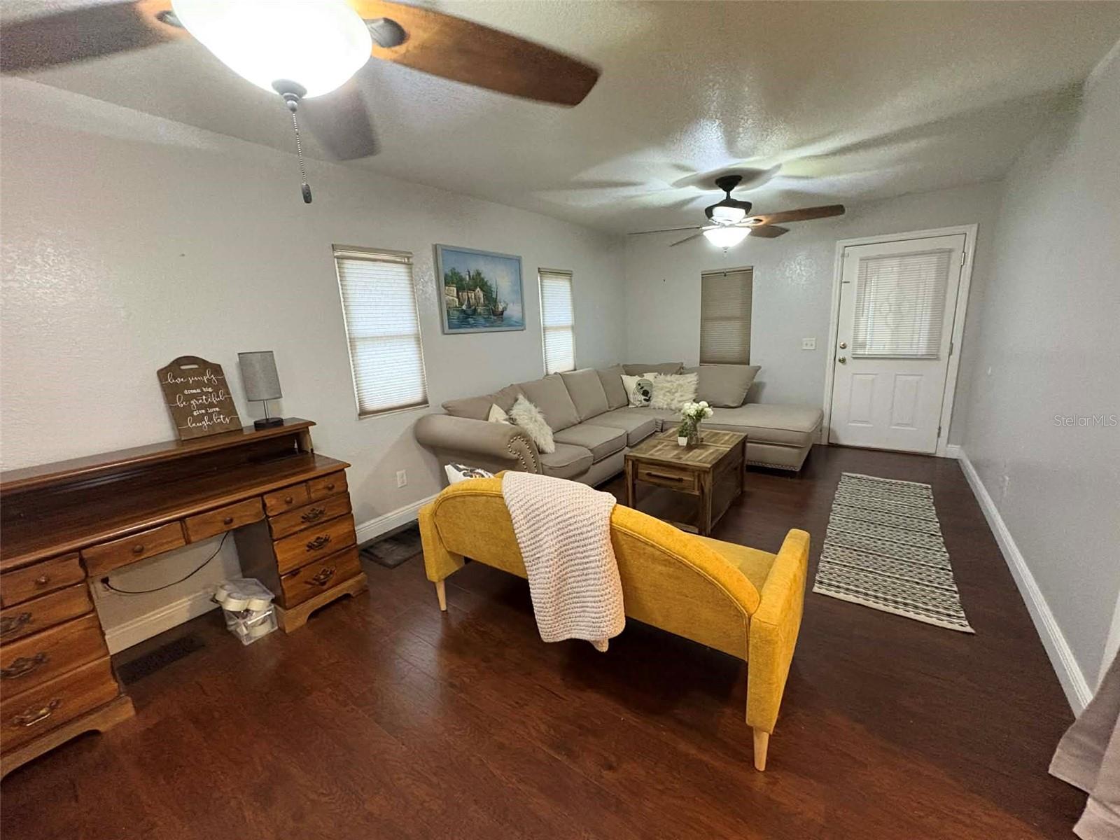 DIXIELAND REV - Residential