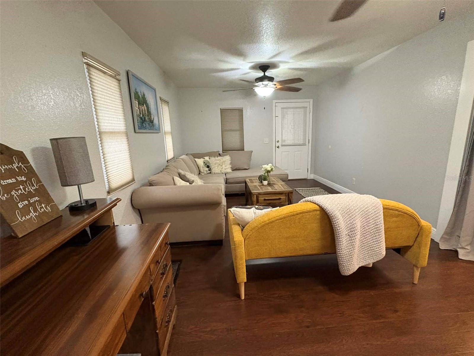 DIXIELAND REV - Residential