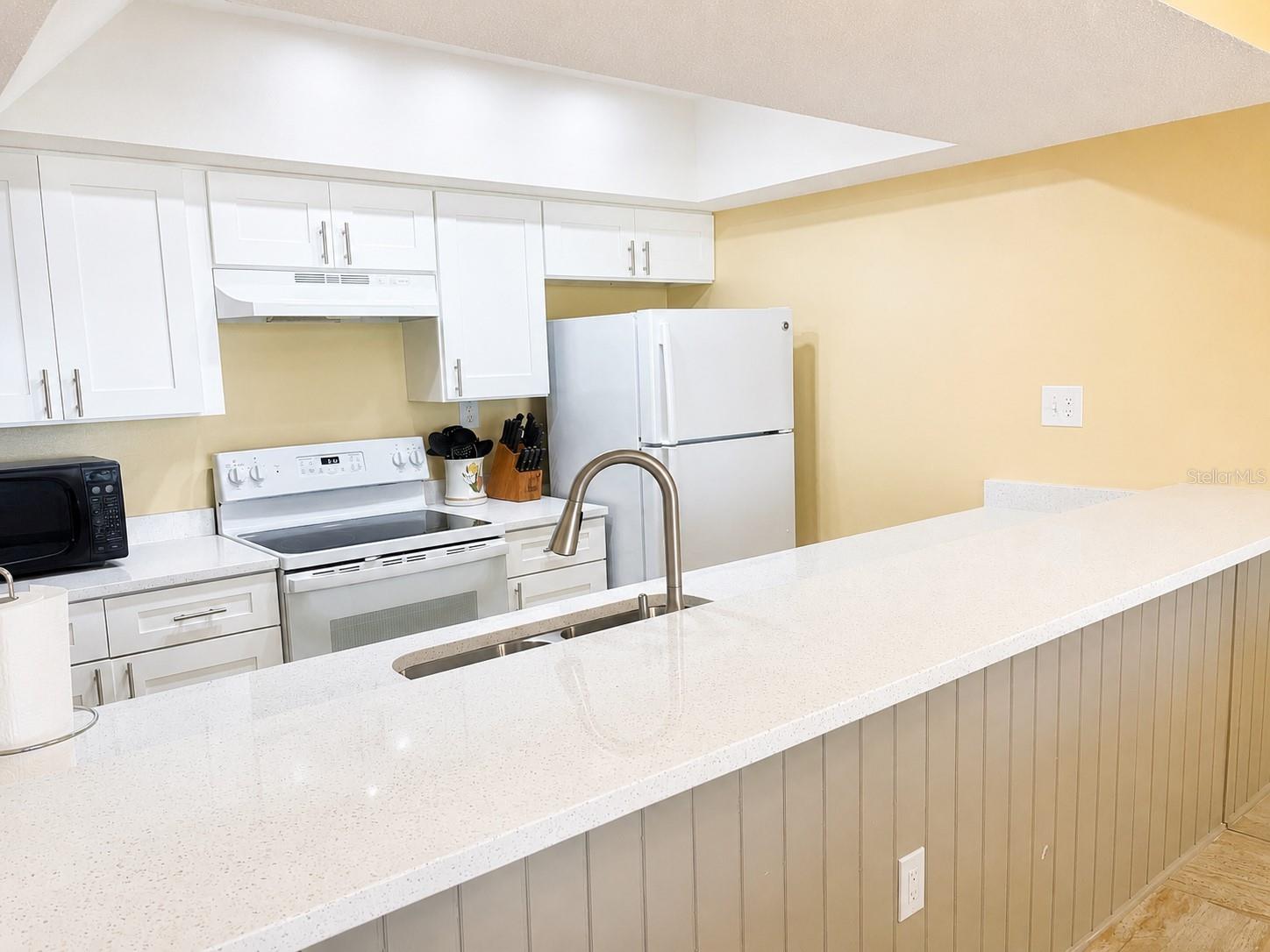 440 WEST CONDO - Residential Lease
