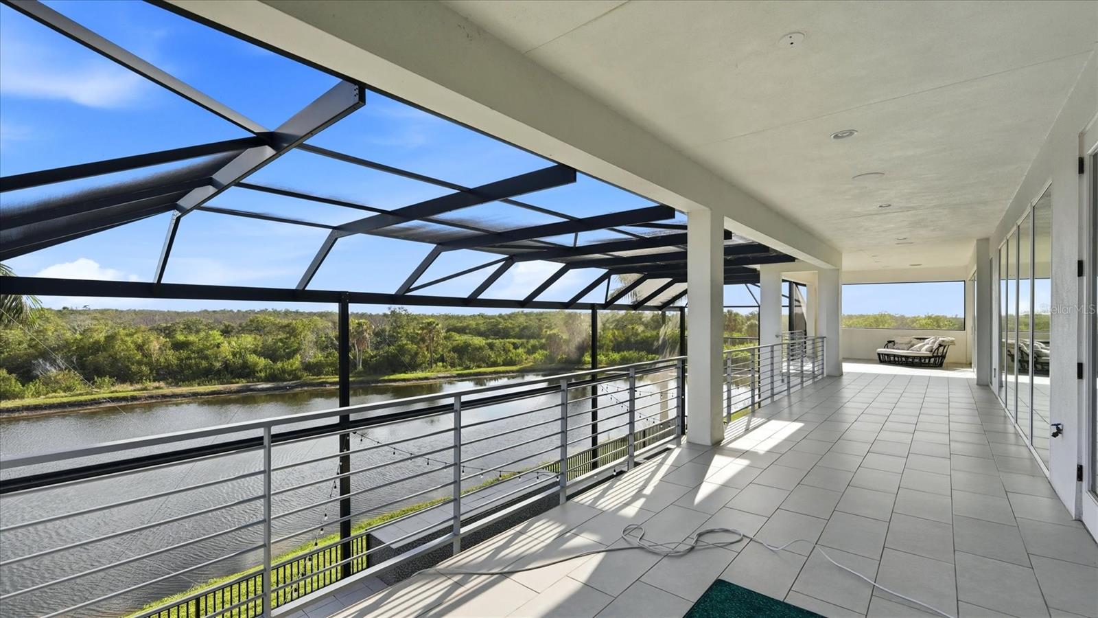 LEGENDS BAY - Residential
