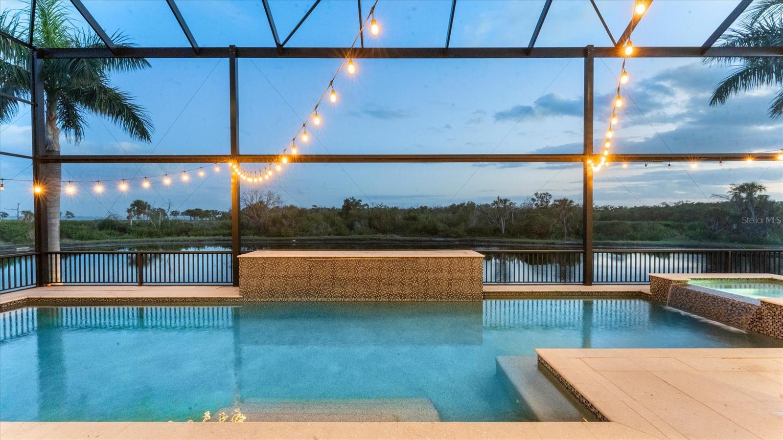 LEGENDS BAY - Residential