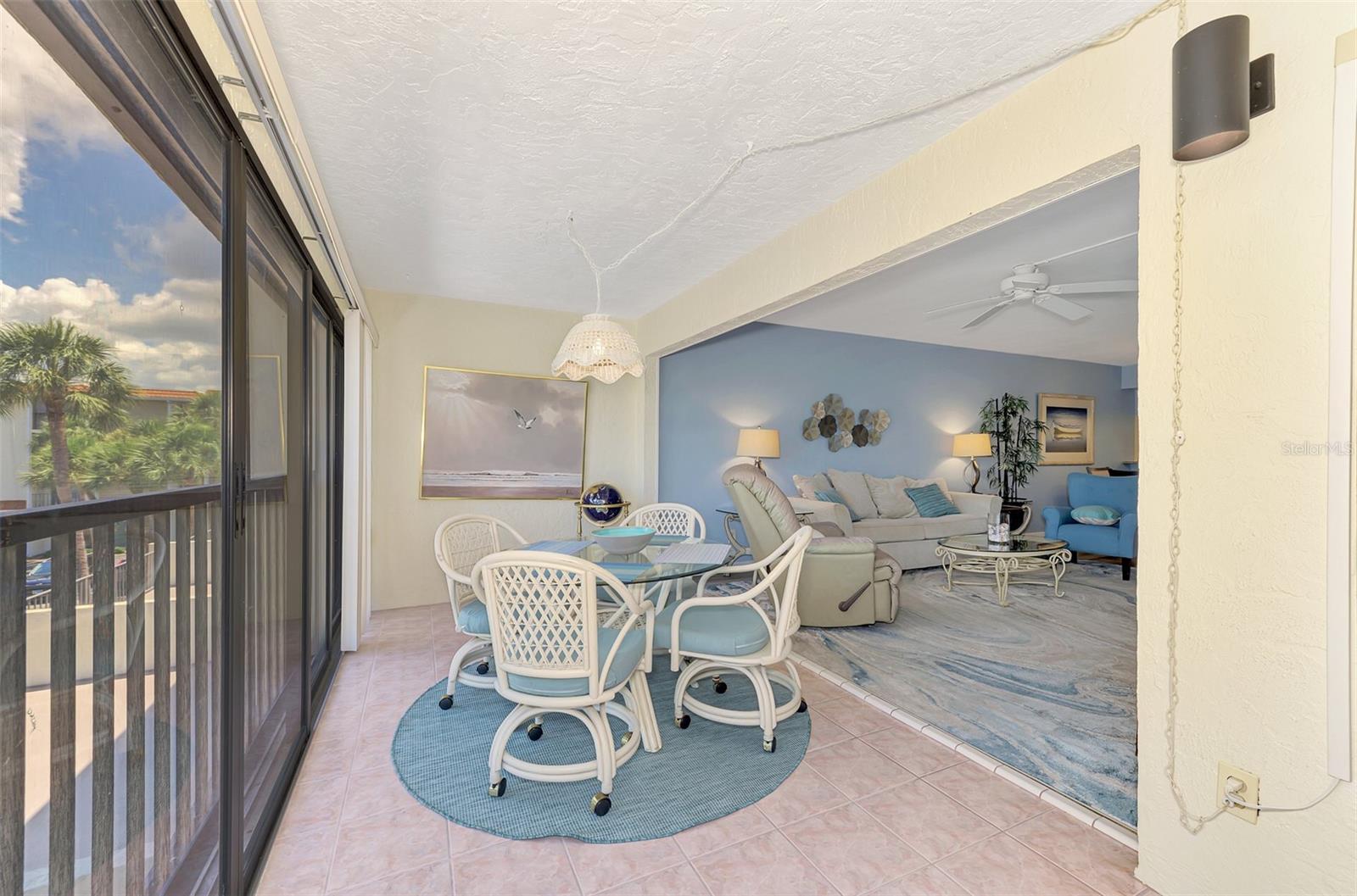 SANDPIPER KEY BLDG 04 - Residential