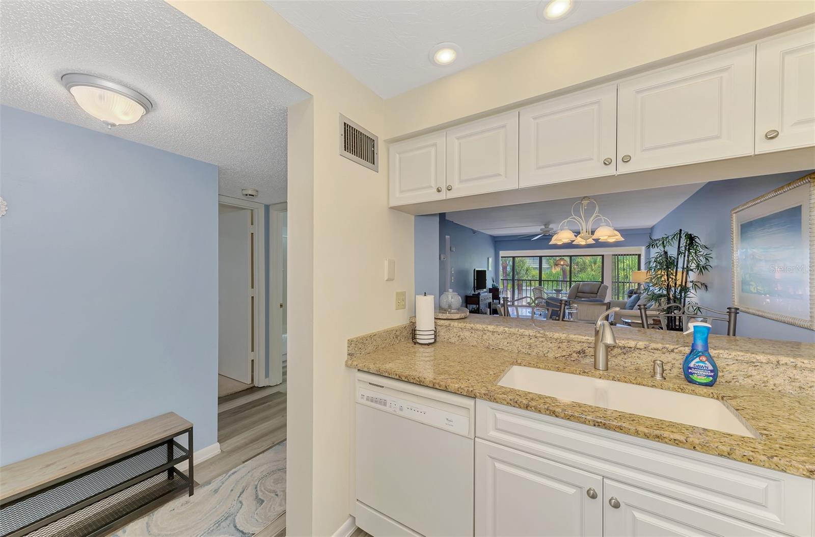 SANDPIPER KEY BLDG 04 - Residential