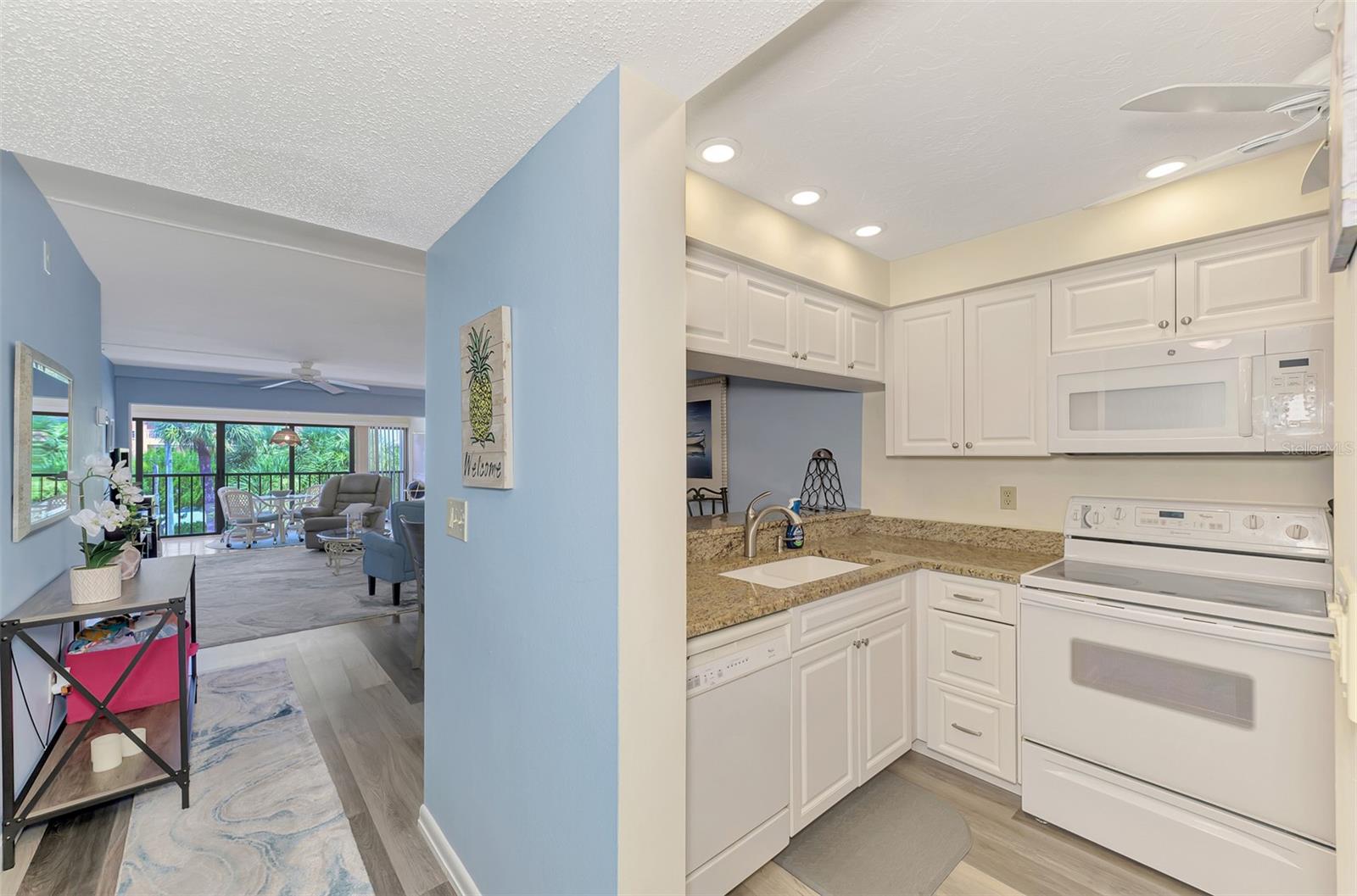 SANDPIPER KEY BLDG 04 - Residential