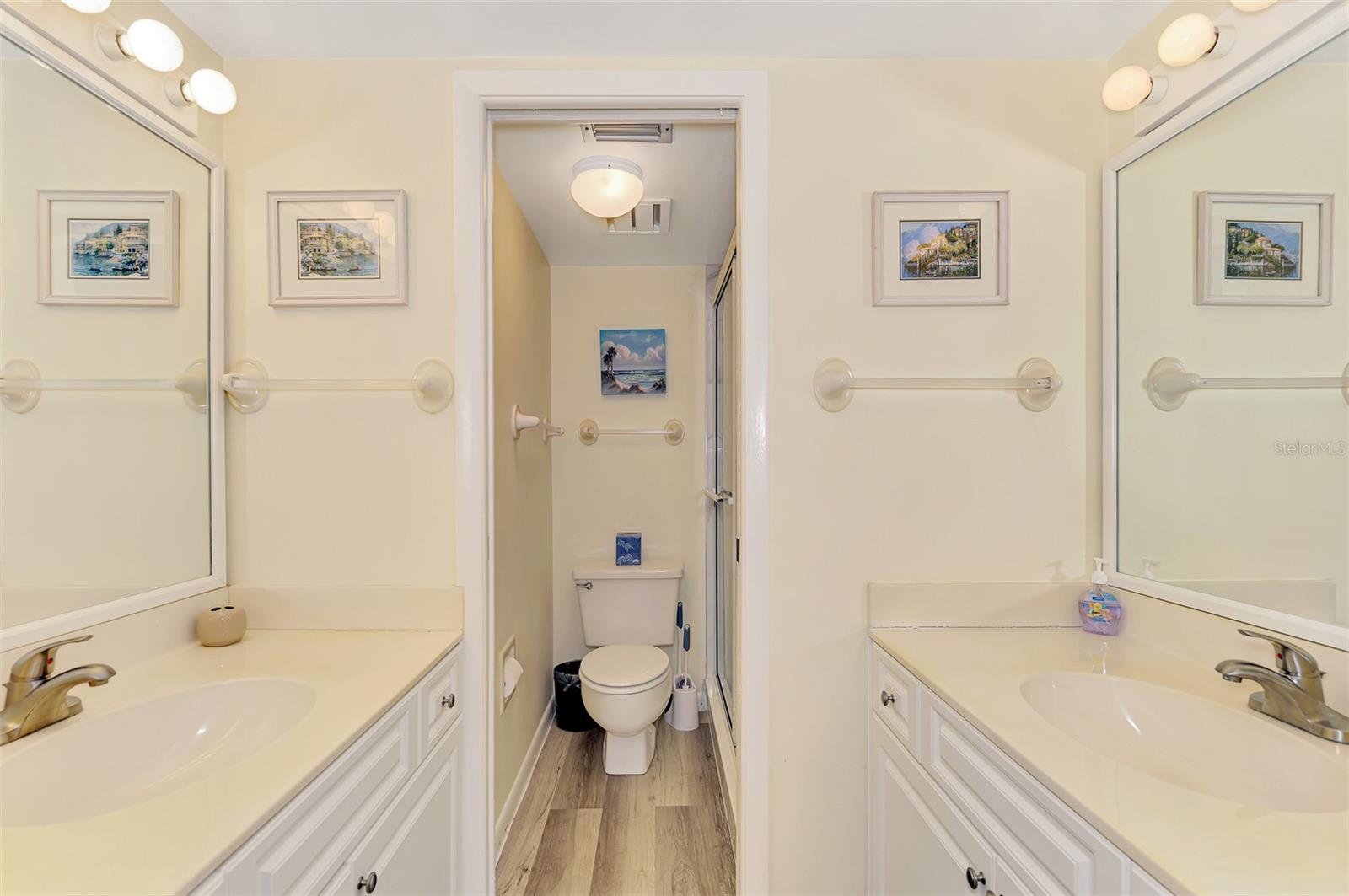 SANDPIPER KEY BLDG 04 - Residential
