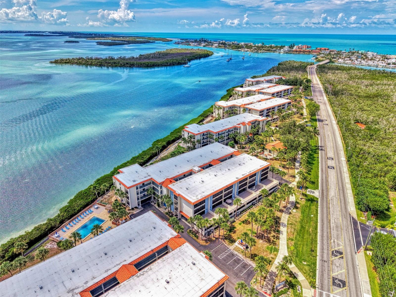 SANDPIPER KEY BLDG 04 - Residential