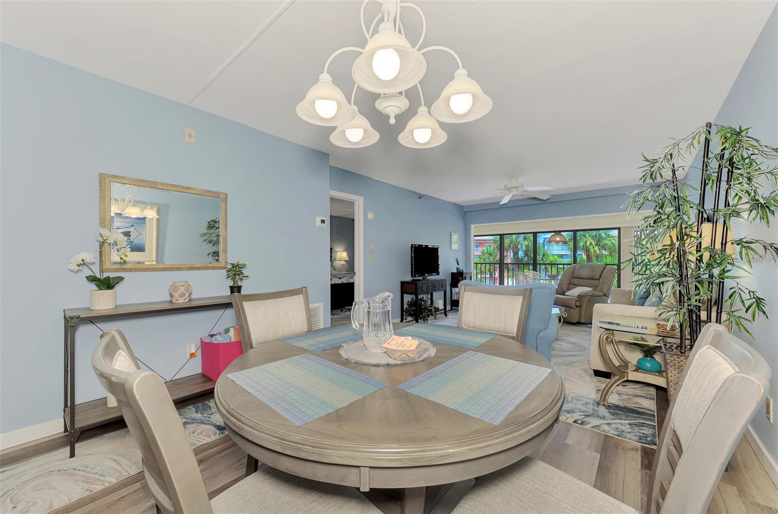 SANDPIPER KEY BLDG 04 - Residential
