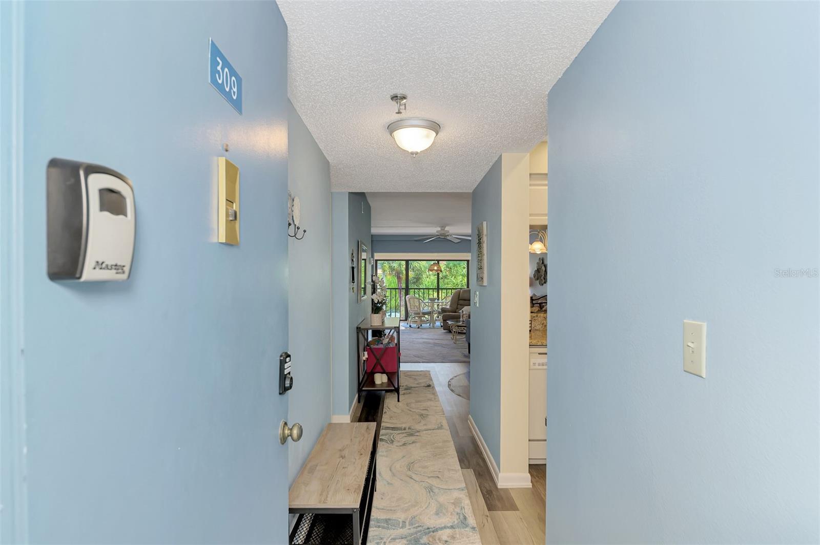 SANDPIPER KEY BLDG 04 - Residential