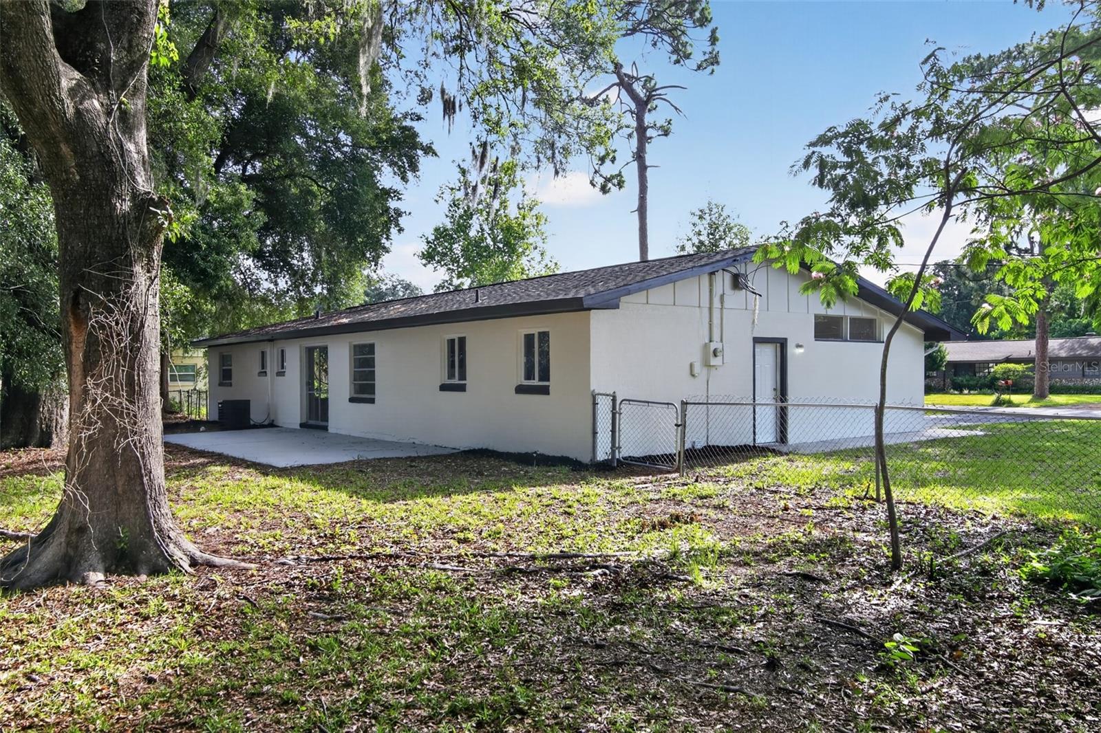 FORE ACRES - Residential