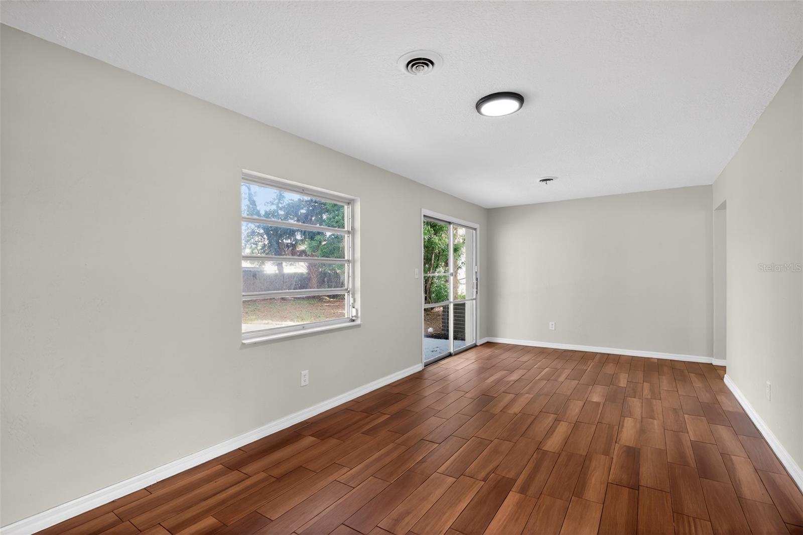 FORE ACRES - Residential