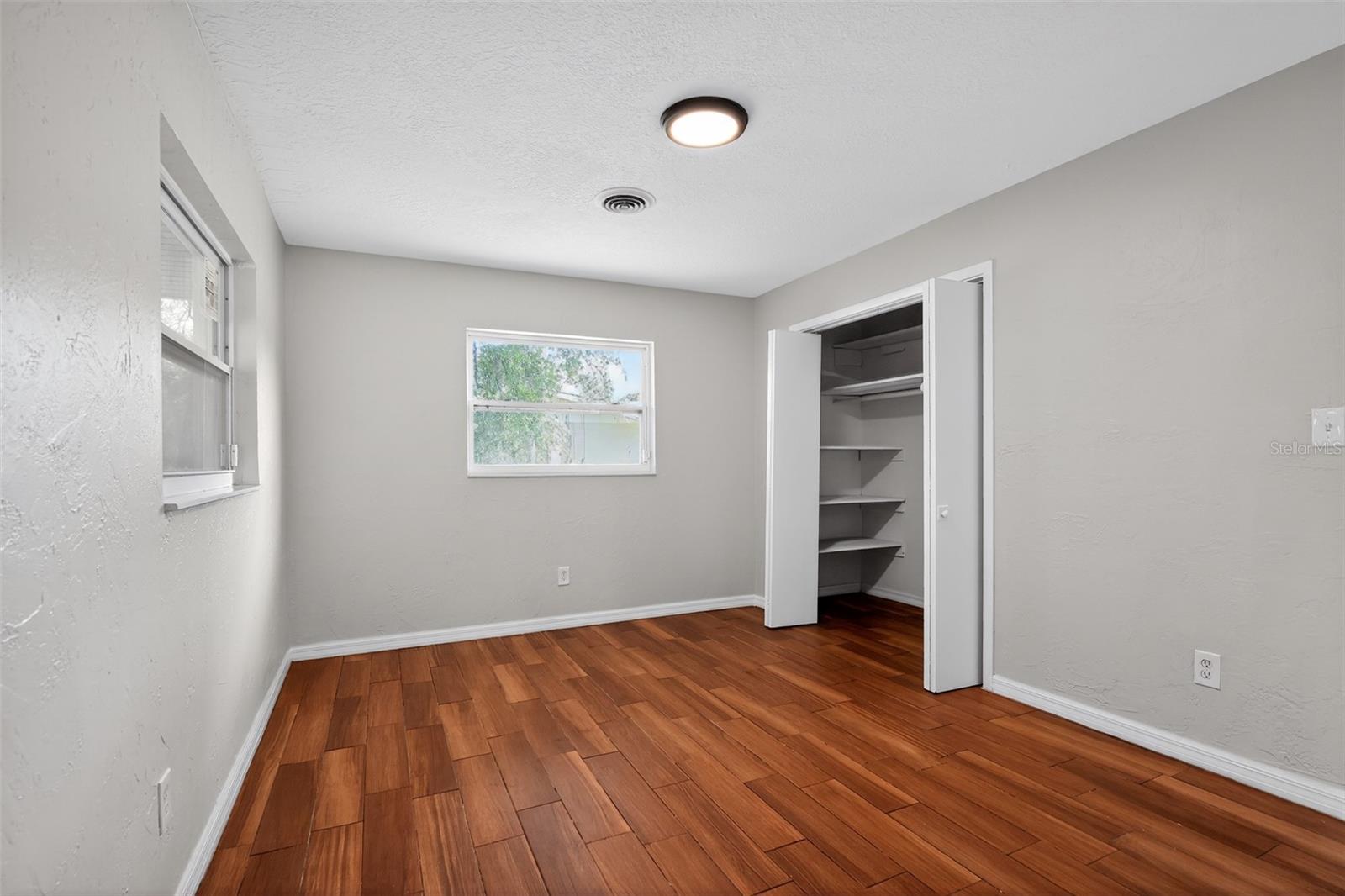 FORE ACRES - Residential