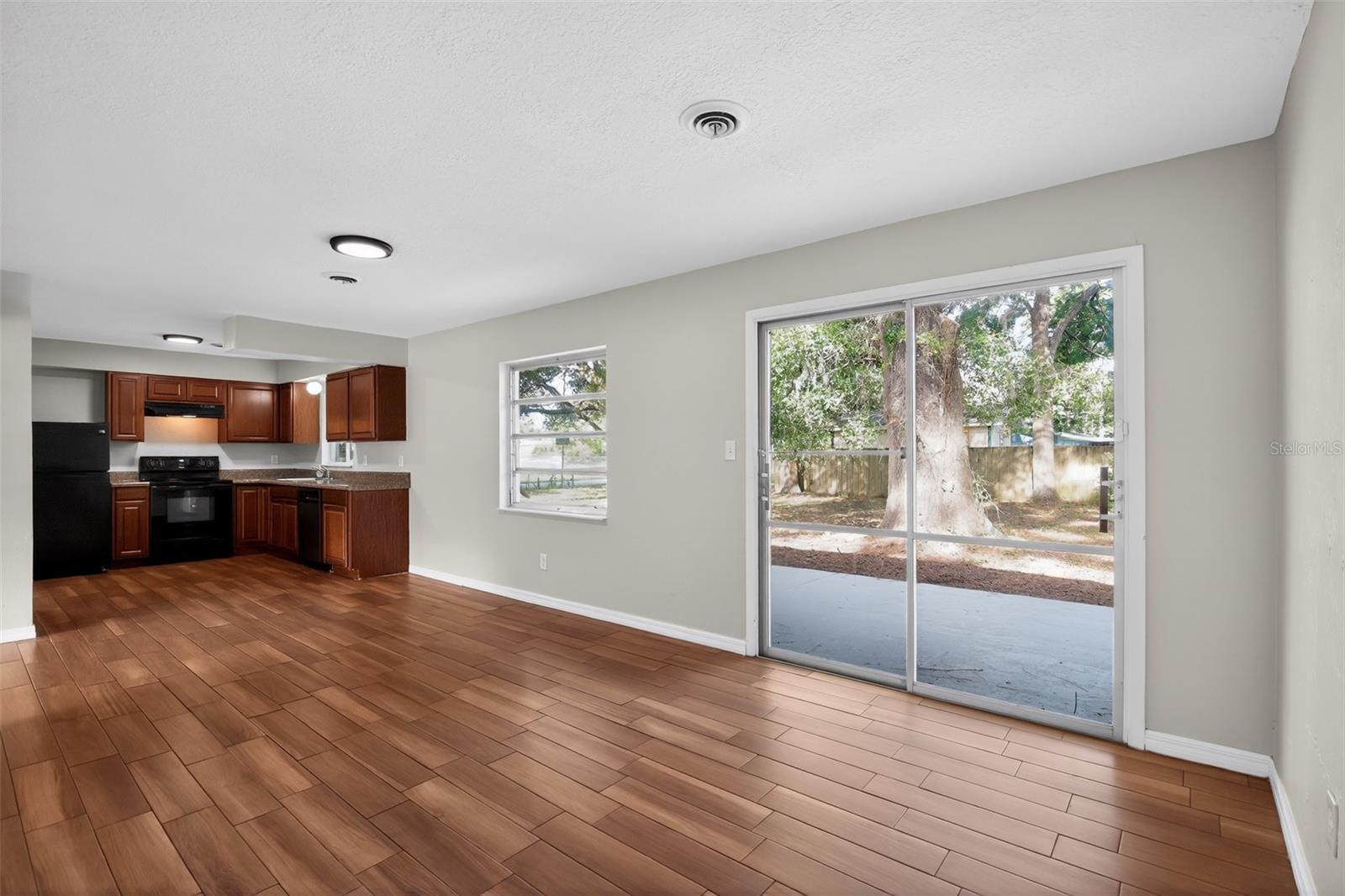 FORE ACRES - Residential